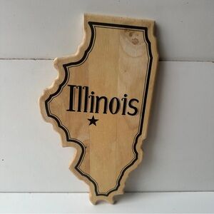 Illinois State Wood Wall Hanging Plaque or Serving Board - Home Decor Gift